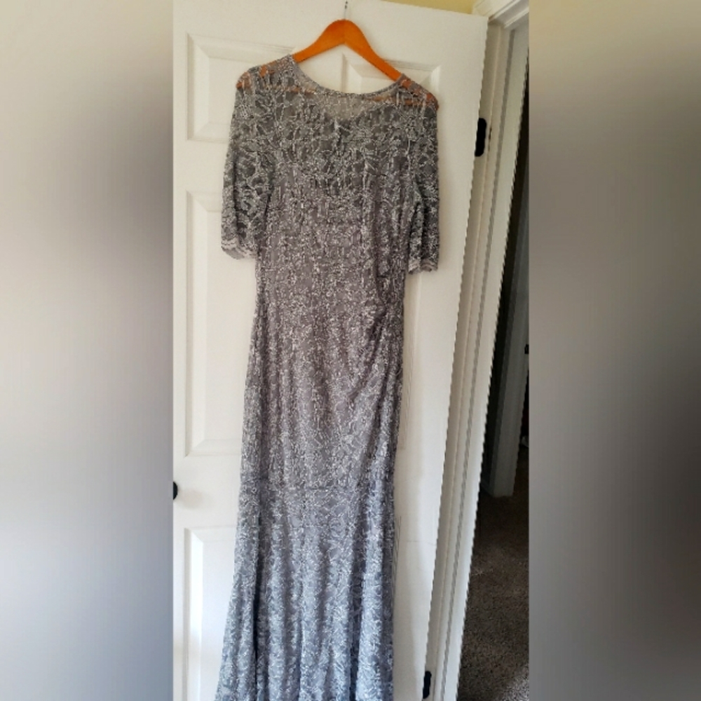 Formal gown, only worn once